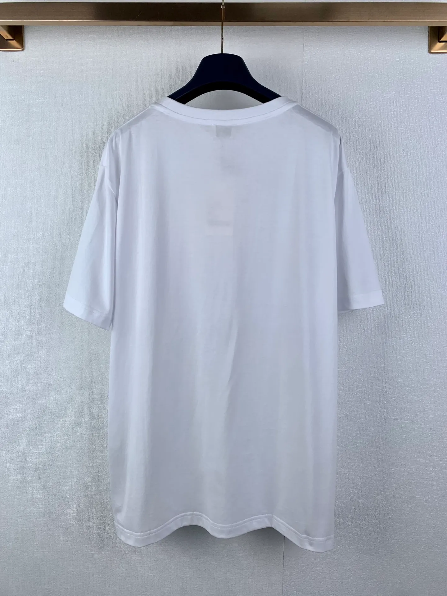 SAINT LAURENT Classic T Authentic 2322 ，50 170 ，1*1 280 ， ， ， 1：1 ， Size：S M L XL